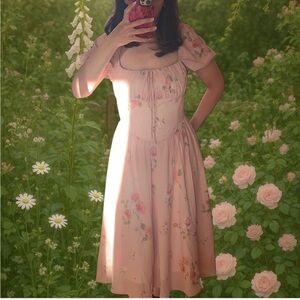 Charming Floral Midi Dress in Soft Pink